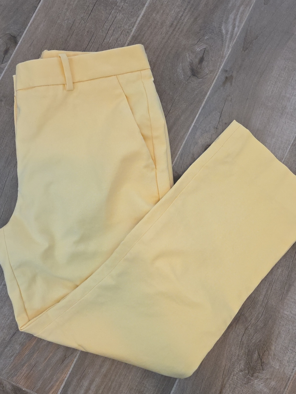 GAP Women's Pale Yellow Cropped Chinos